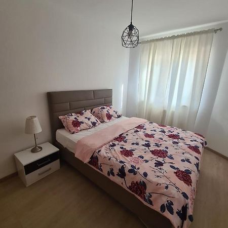 Apartmani Emily Pula Luaran gambar