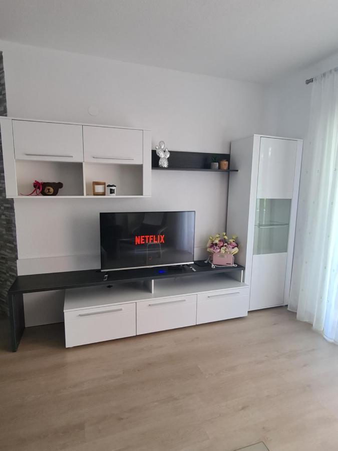 Apartmani Emily Pula Luaran gambar