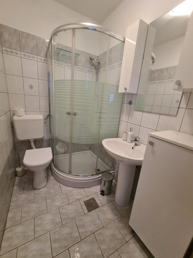 Apartmani Emily Pula Luaran gambar