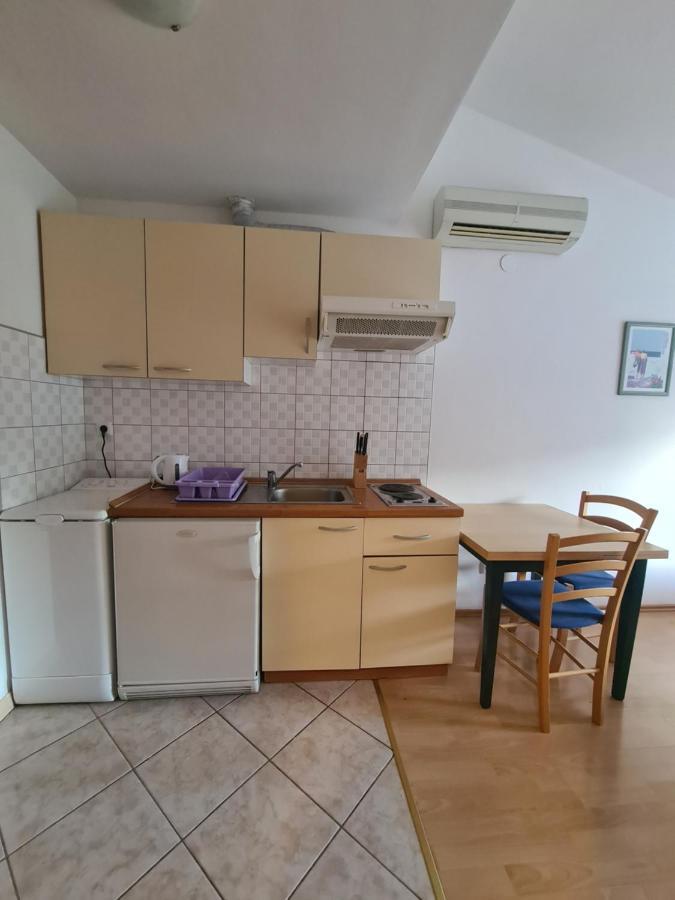 Apartmani Emily Pula Luaran gambar