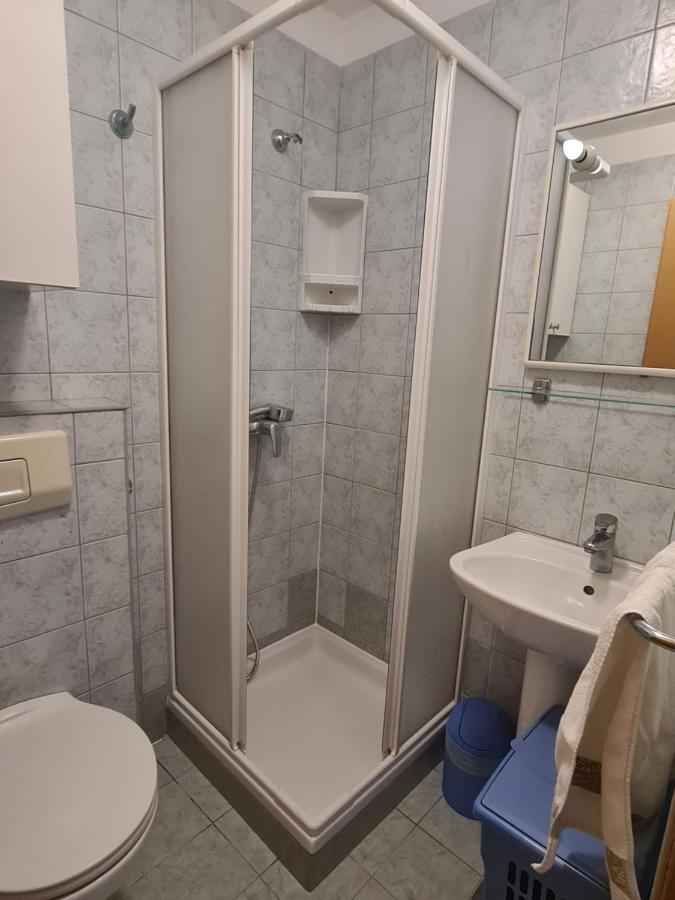 Apartmani Emily Pula Luaran gambar